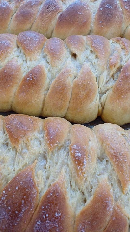 Tranças de pão caseiro